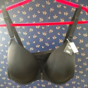 Torrid 42DDD lightly lined Tshirt Bra Black